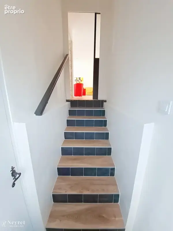 Maison individuelle totalement rénovée de 140 m2 sur 1850 m2de terrain - photo 10