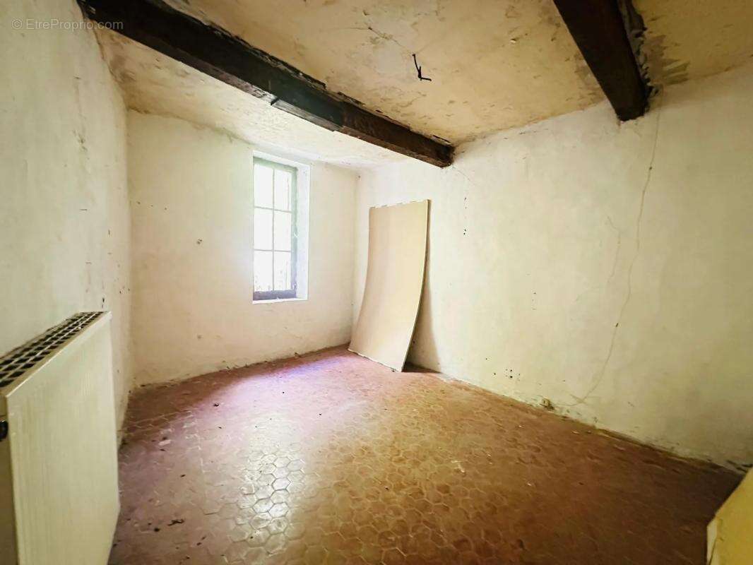 Appartement à MOUSTIERS-SAINTE-MARIE