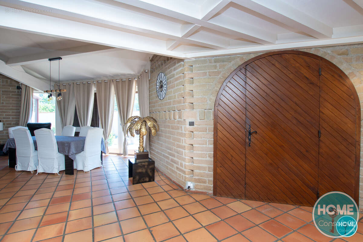 Maison à LABARTHE-SUR-LEZE