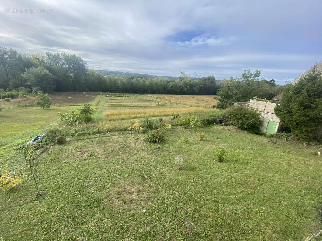 Maison à VIC-SUR-AISNE