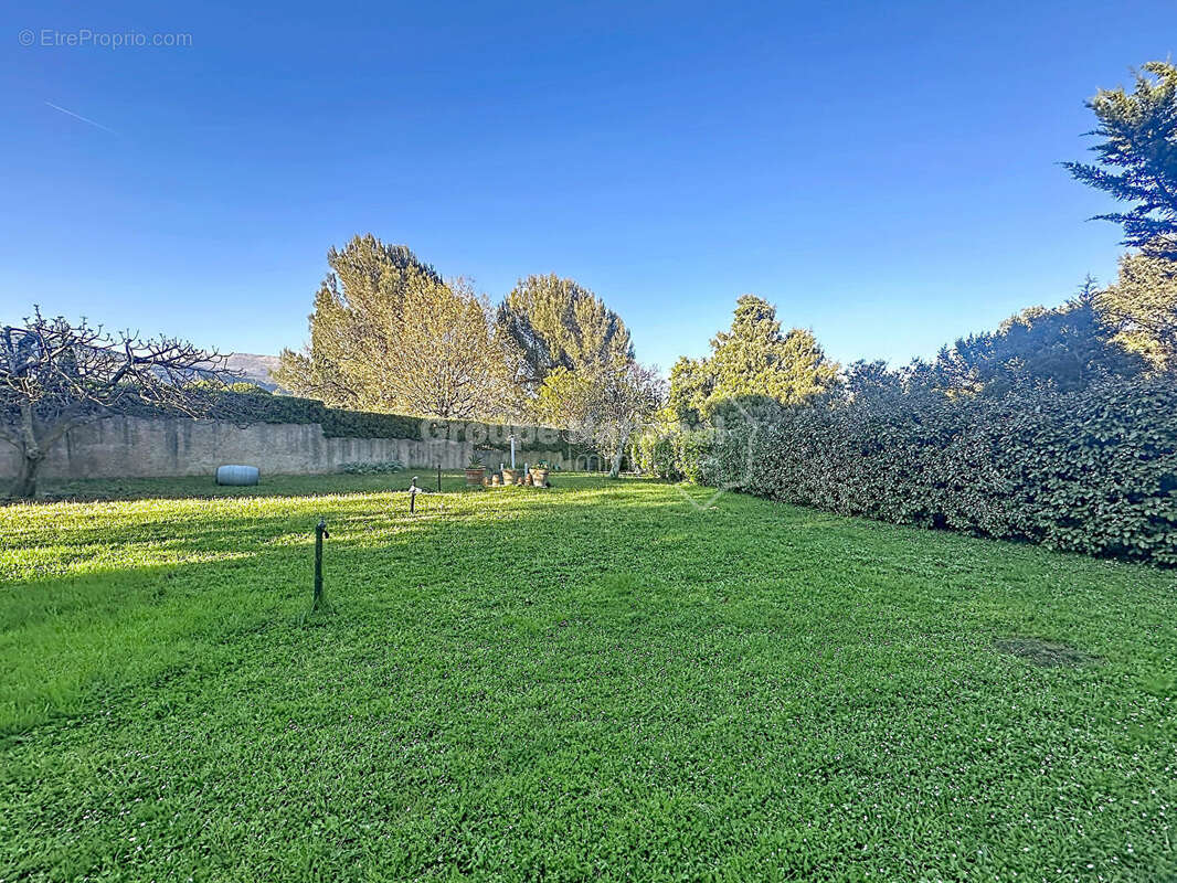 Maison à PEYMEINADE