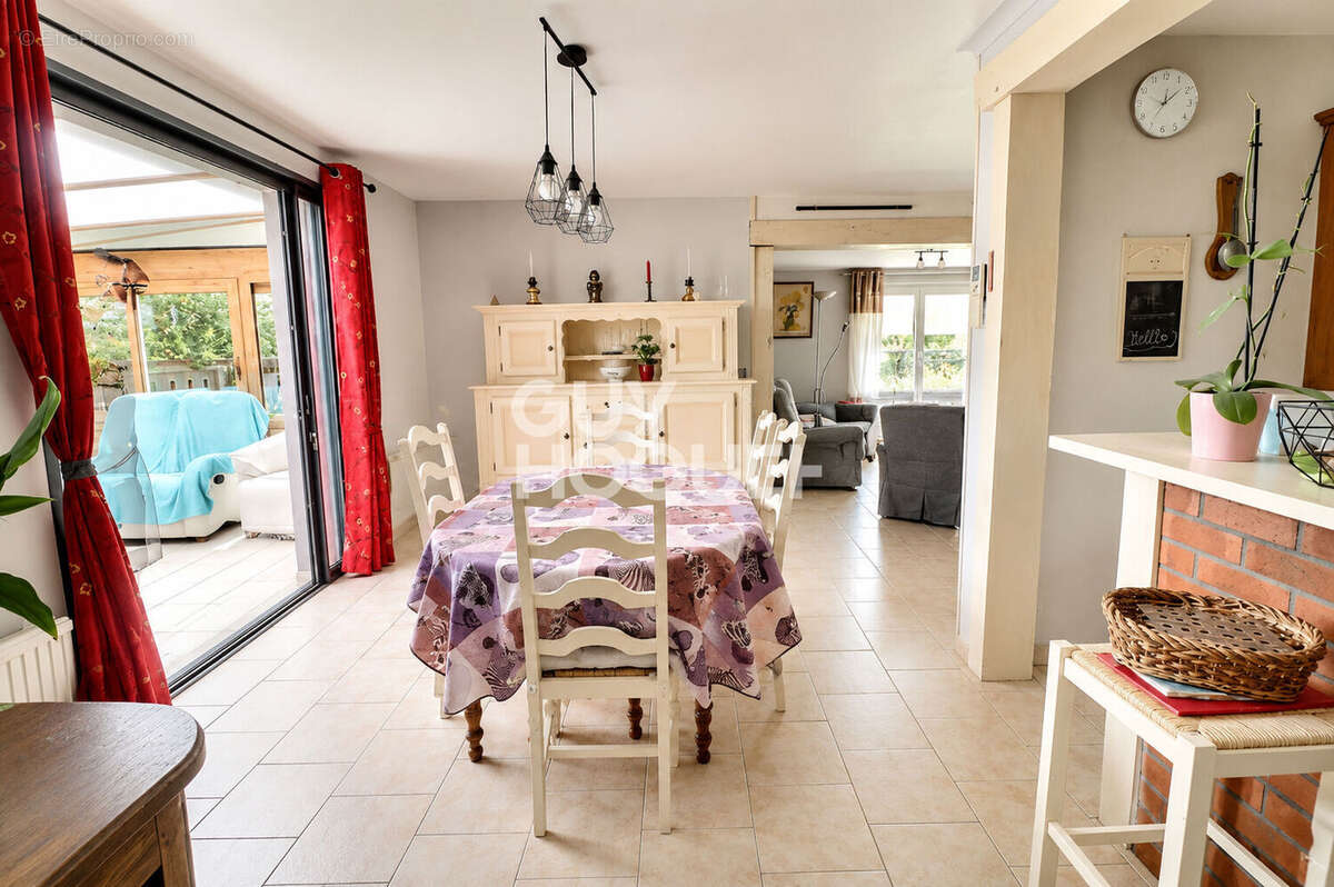 Maison à BERNAY