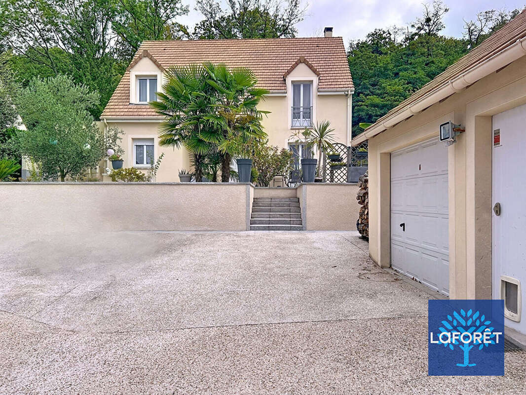 Maison à LA FERTE-ALAIS