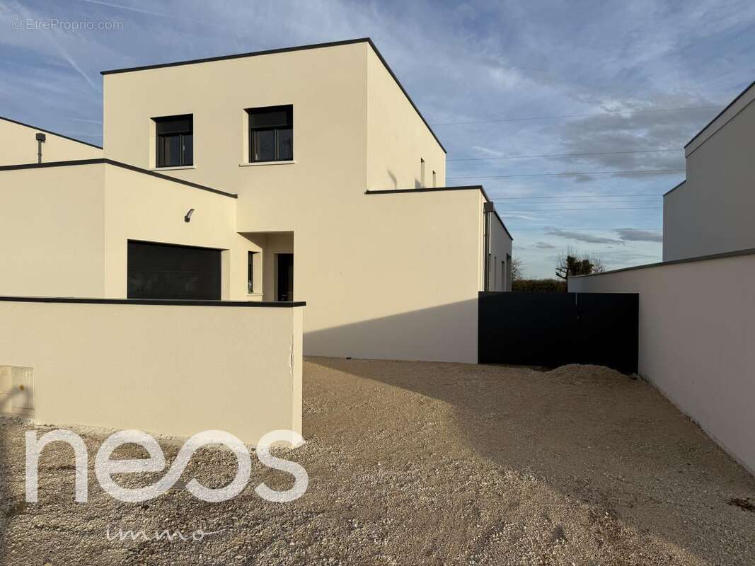 Maison à PERRIGNY-LES-DIJON