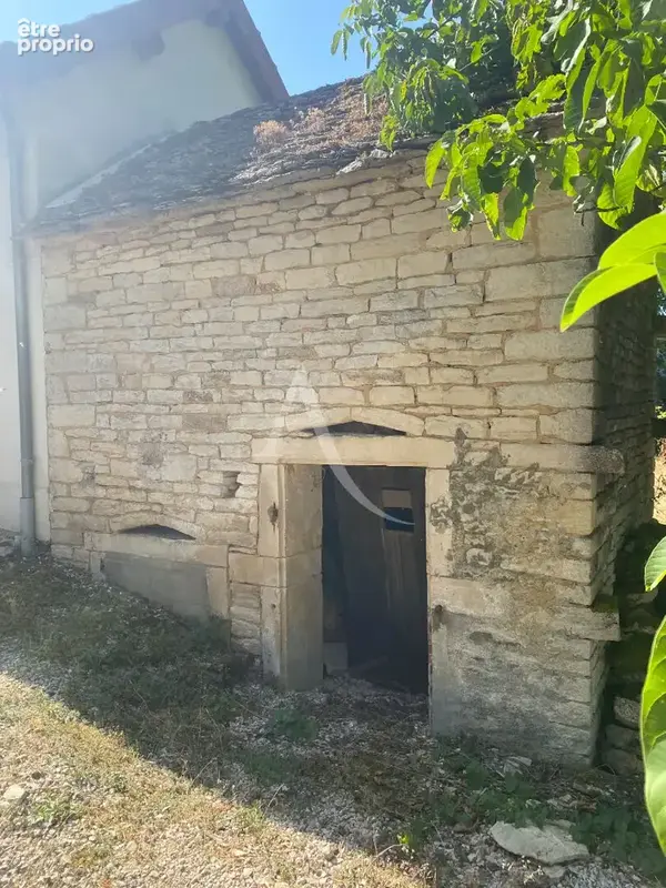 Garage et son terrain attenant à bâtir - GRENANT-LES-SOMBERNON - photo 2