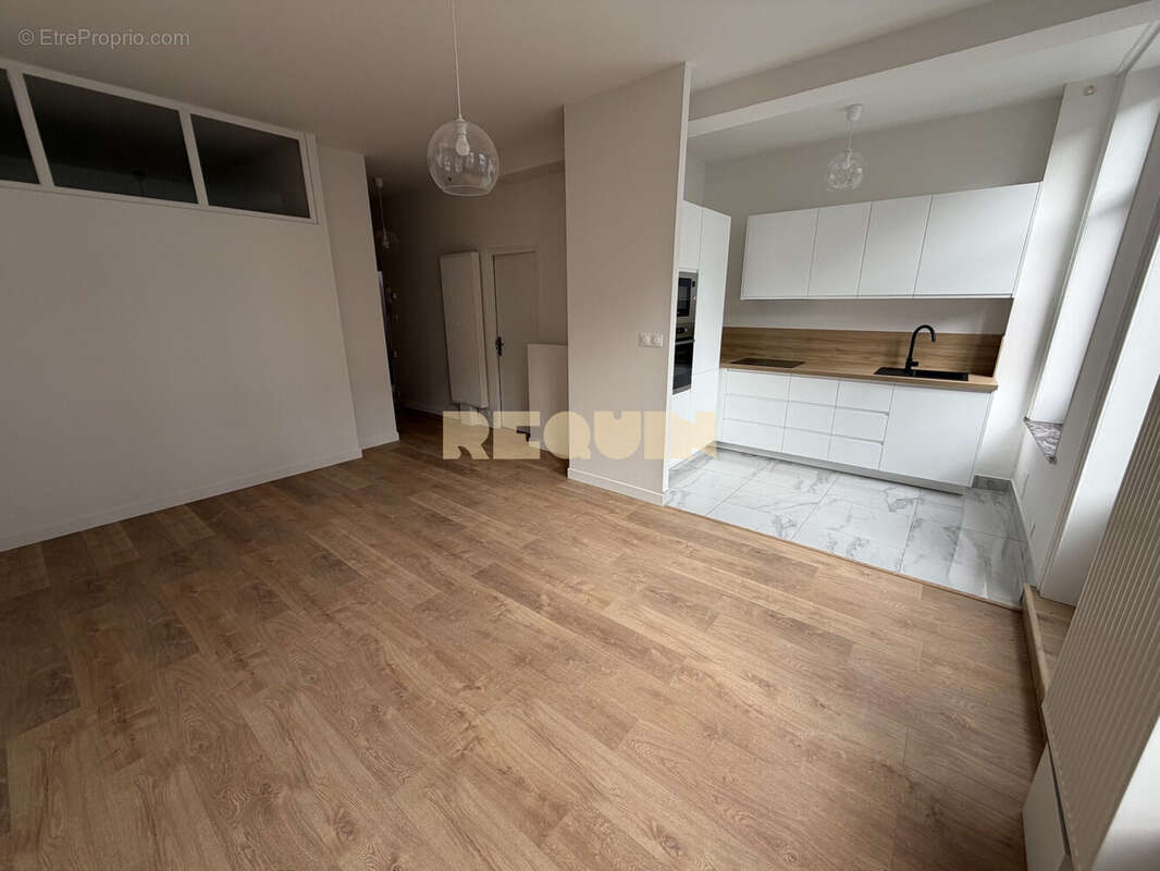 Appartement 55 m² à Lille  - photo 2