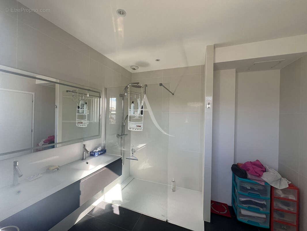 Maison à LONGEVILLE-SUR-MER