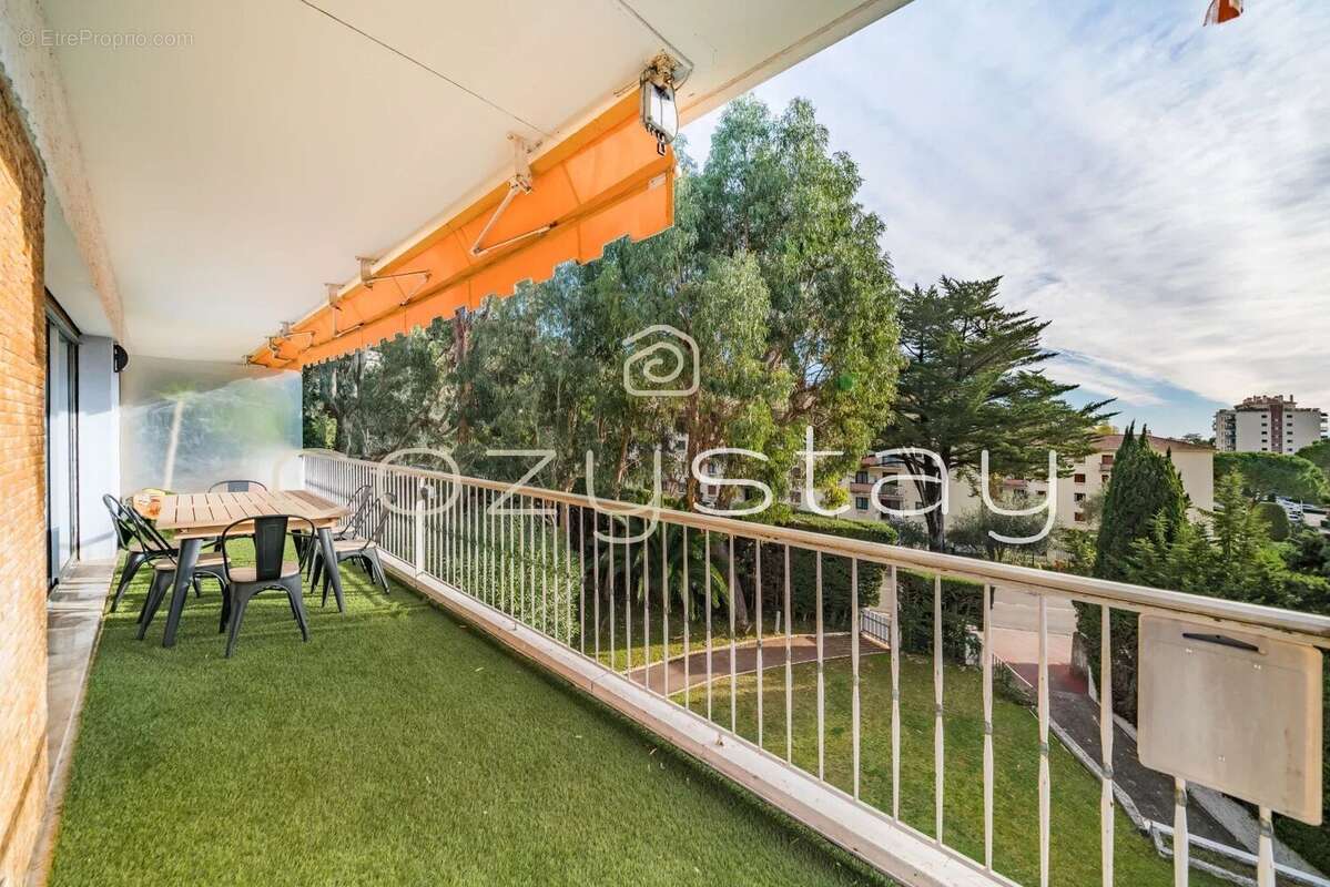 Appartement à LE CANNET