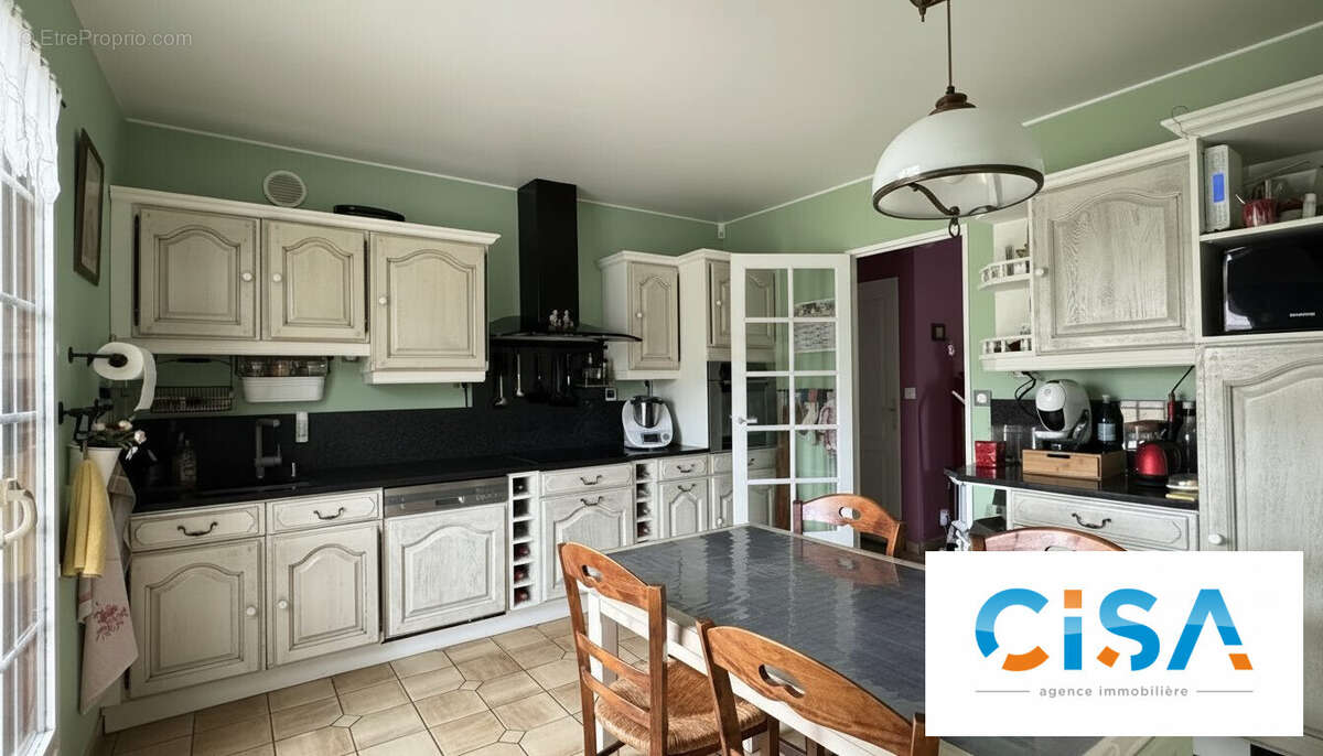 Maison à LACROIX-SAINT-OUEN