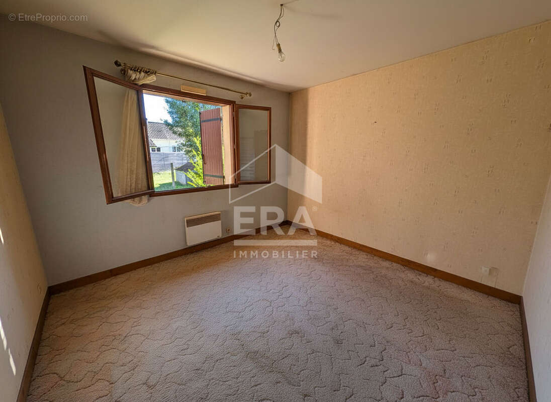 Maison à MONTPON-MENESTEROL