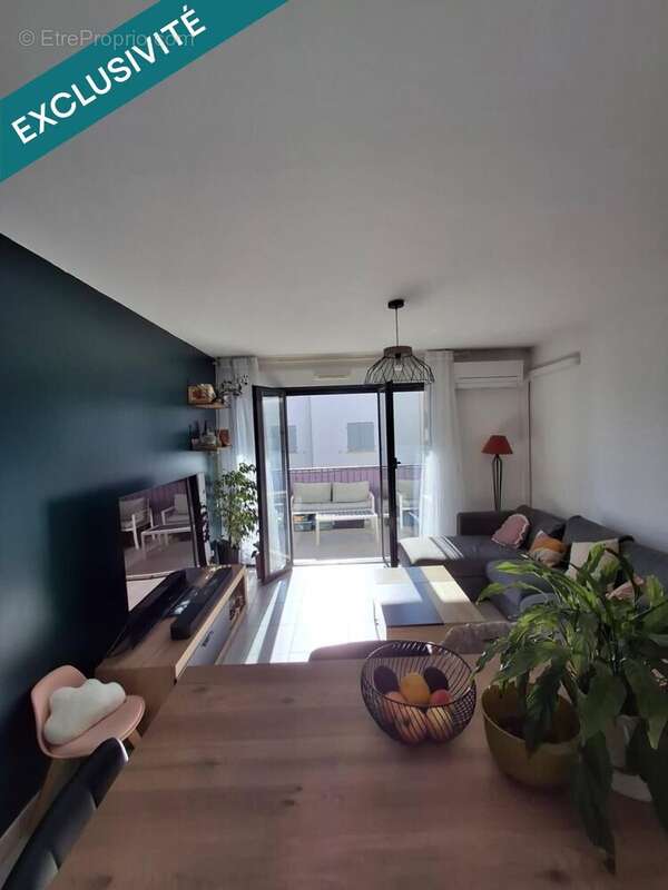 Photo 2 - Appartement à SAINT-MAXIMIN-LA-SAINTE-BAUME