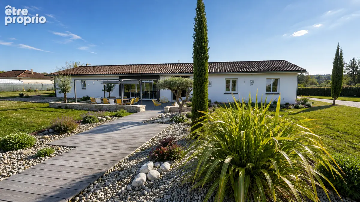Maison à VILLEFRANCHE-DE-LONCHAT
