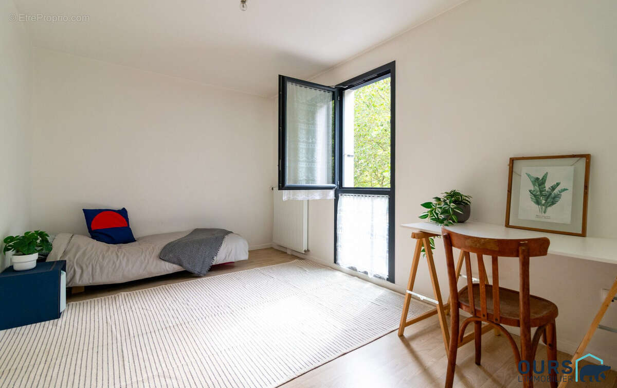 Appartement 69 m² à Saint-Denis  - photo 8