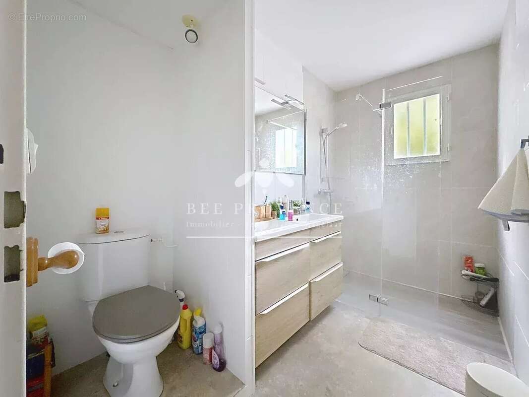 Maison à BESSE-SUR-ISSOLE