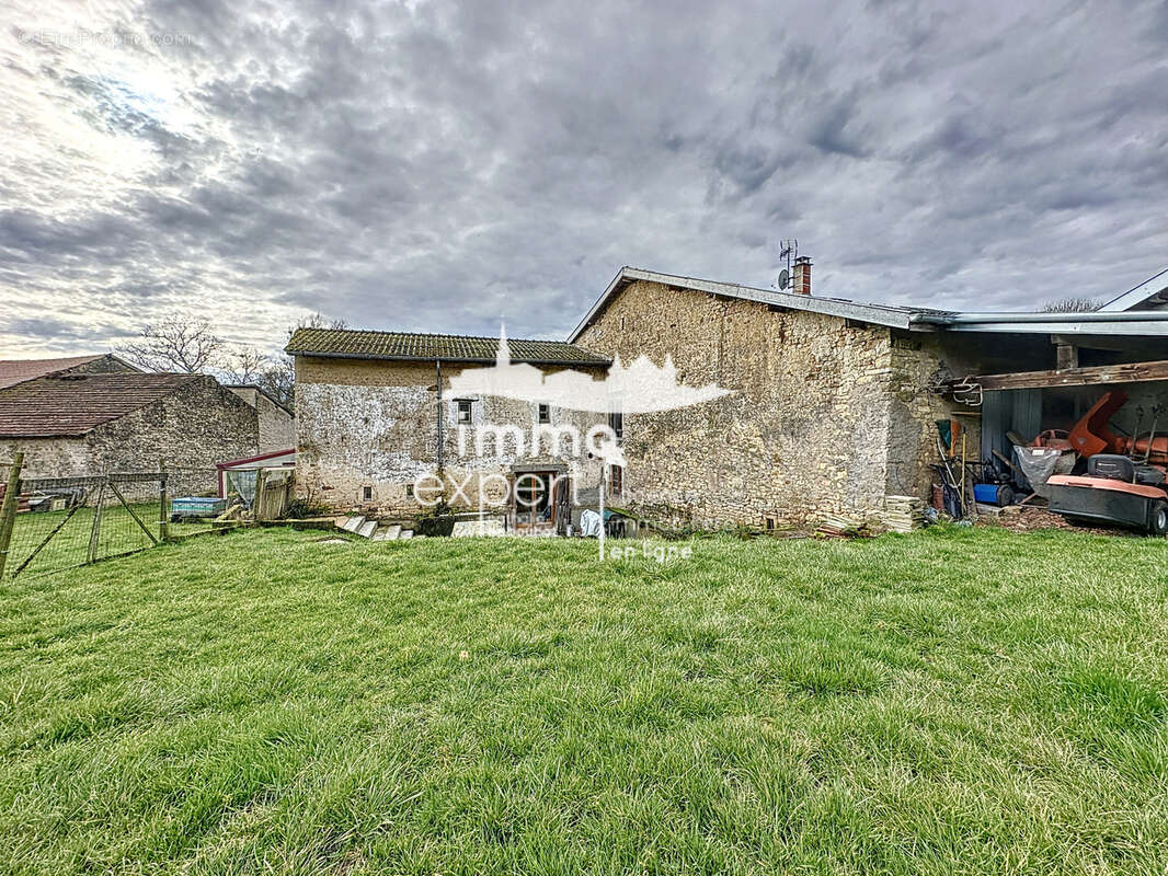 À la recherche d'un cadre de vie paisible à la campagne sans vous éloigner des commodités ? - photo 24