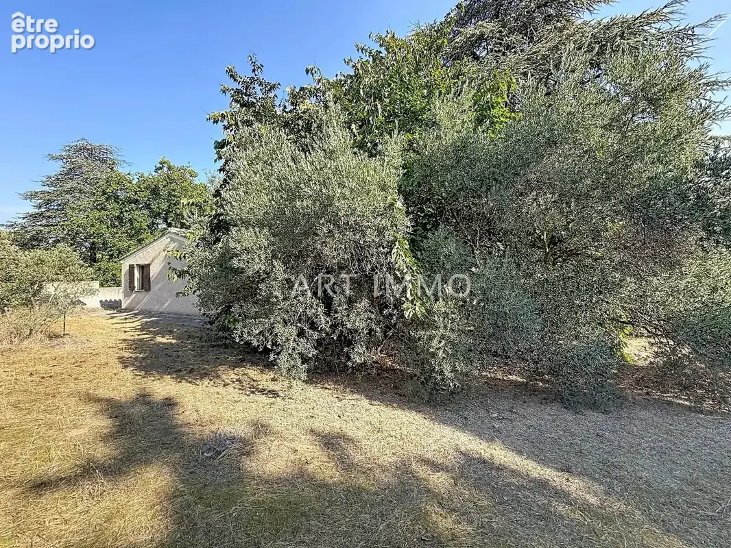 A vendre maison robion avec jardin et garage - photo 4
