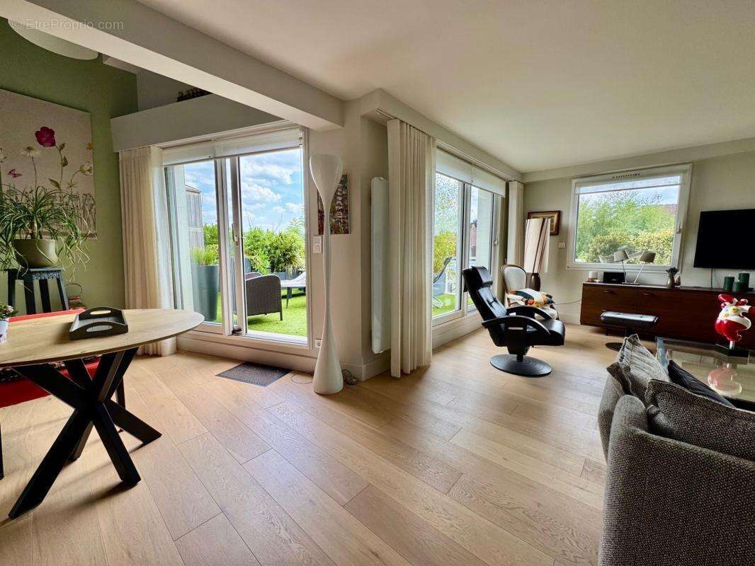 Appartement à CROIX