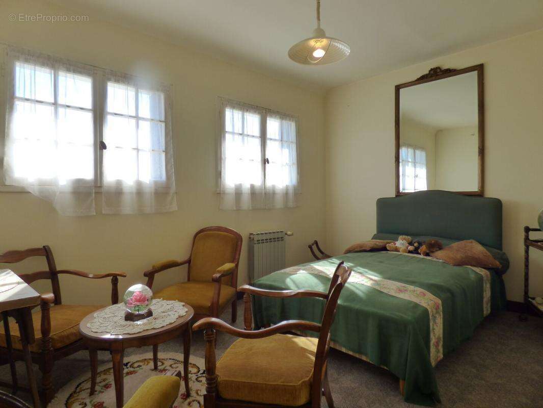 Maison à CHATEAUNEUF-EN-THYMERAIS