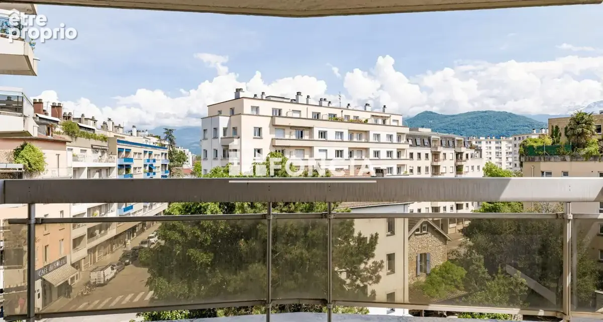 T4 - 95m2 - terrasse - au calme - photo 6