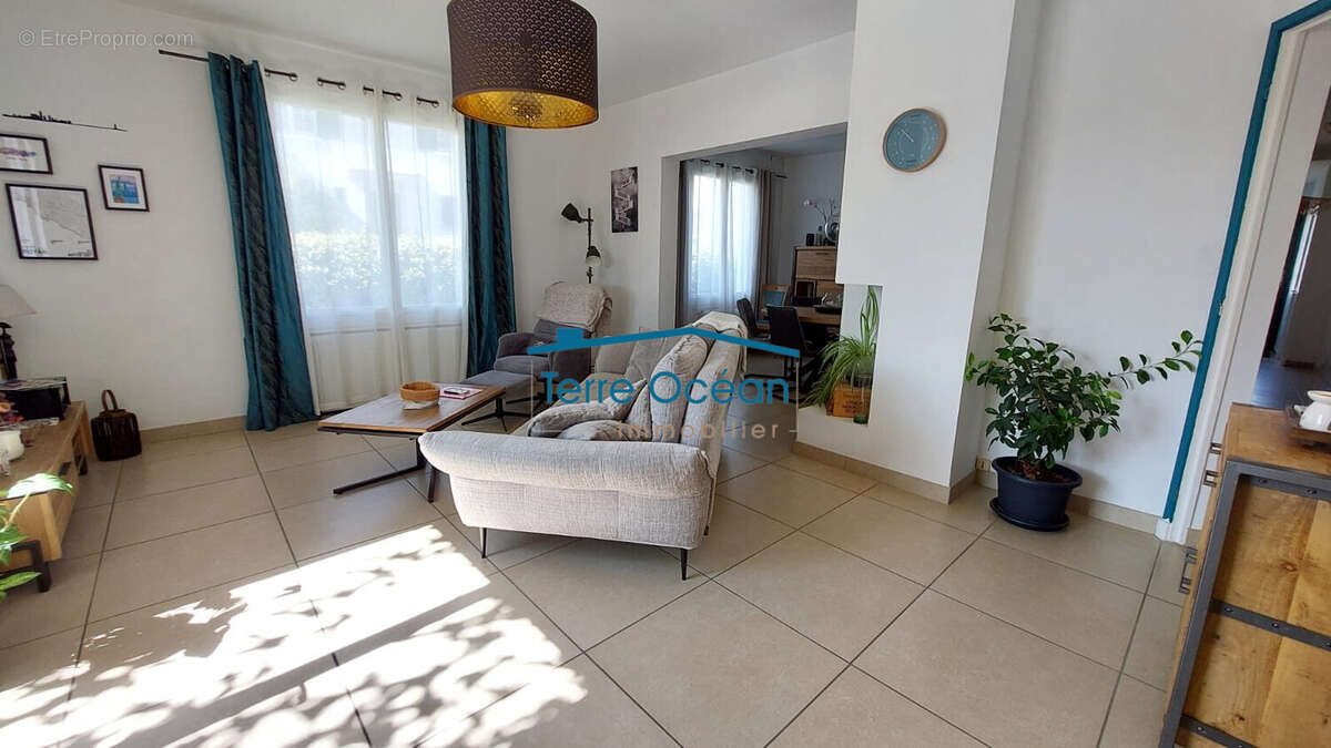 Maison 130 m² à Royan  - photo 7