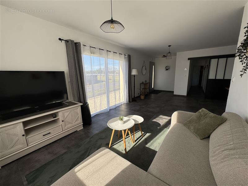 Maison à BOURG-CHARENTE