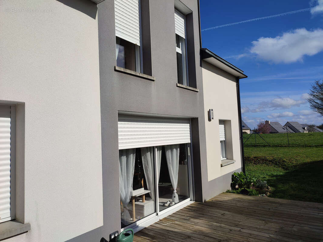 Maison à LANVALLAY