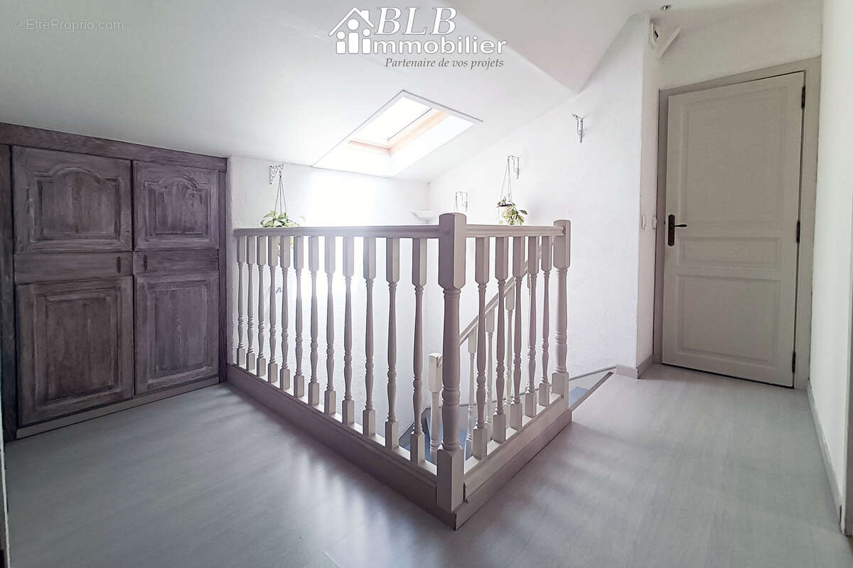 Maison à LE PERRAY-EN-YVELINES