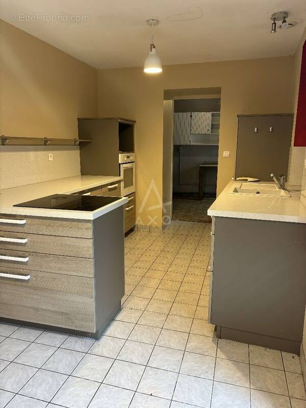 Maison à SAINTE-FLORENCE