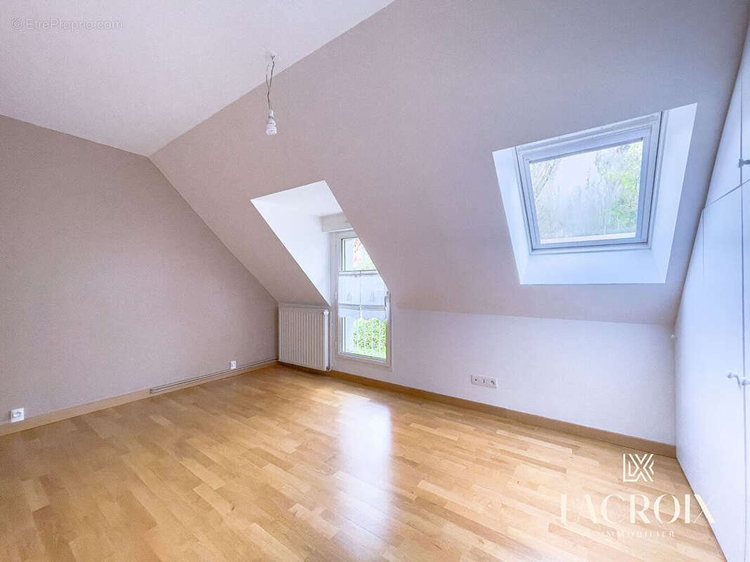 A vendre - maison 7 pièces - la chapelle des fougeretz - photo 13