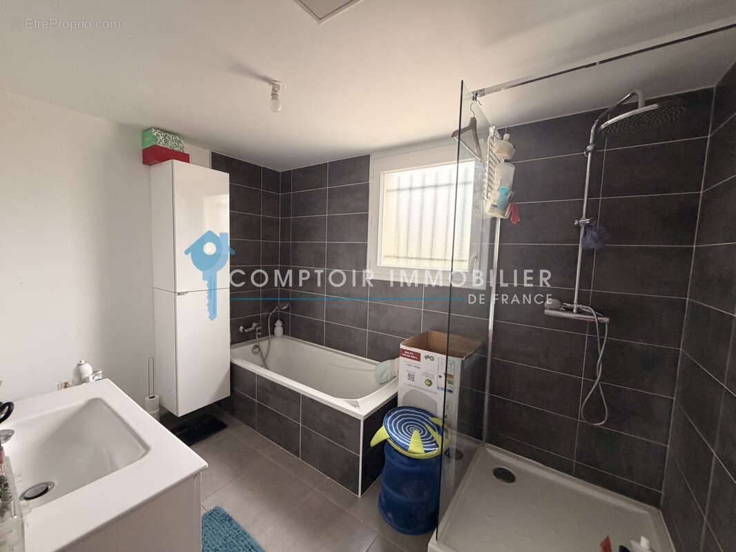 Maison 90 m² à Villetelle  - photo 18