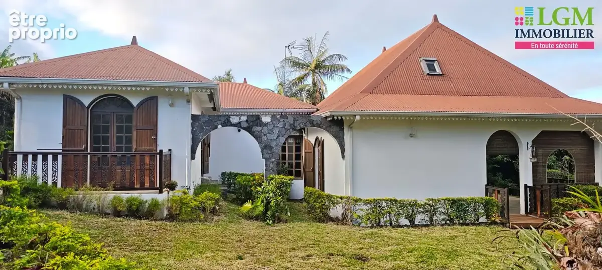 Nouveau PRIX / villa de charme spacieuse sur grand terrain 1.200m2, Trois Mares, TAMPON - photo 5