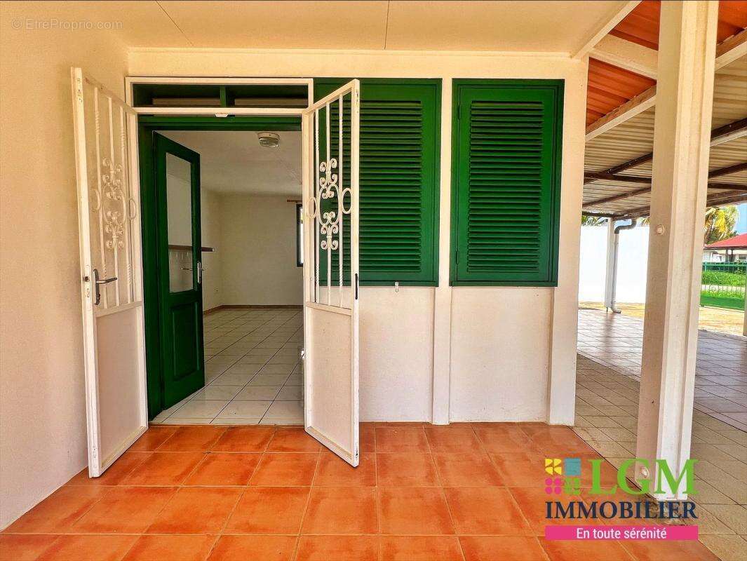  Maison familiale individuelle 4 pièces de 76 m² + 2 grandes terrasses + 1 dépendance de 18 m² - photo 3