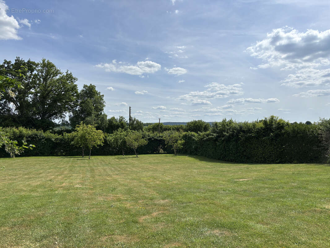 Maison à LE PIN-LA-GARENNE