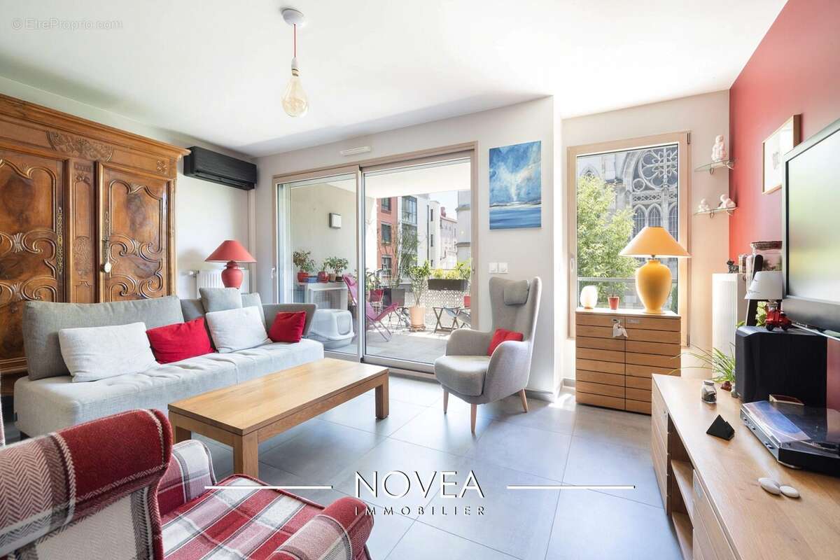 Appartement à LYON-6E