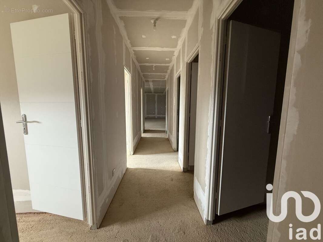 Photo 9 - Maison à PONT-SUR-YONNE