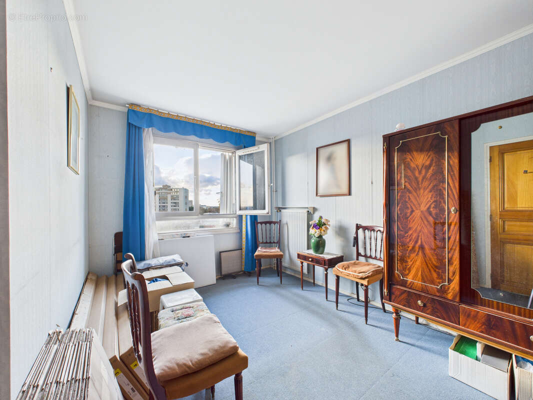 Appartement à SARTROUVILLE