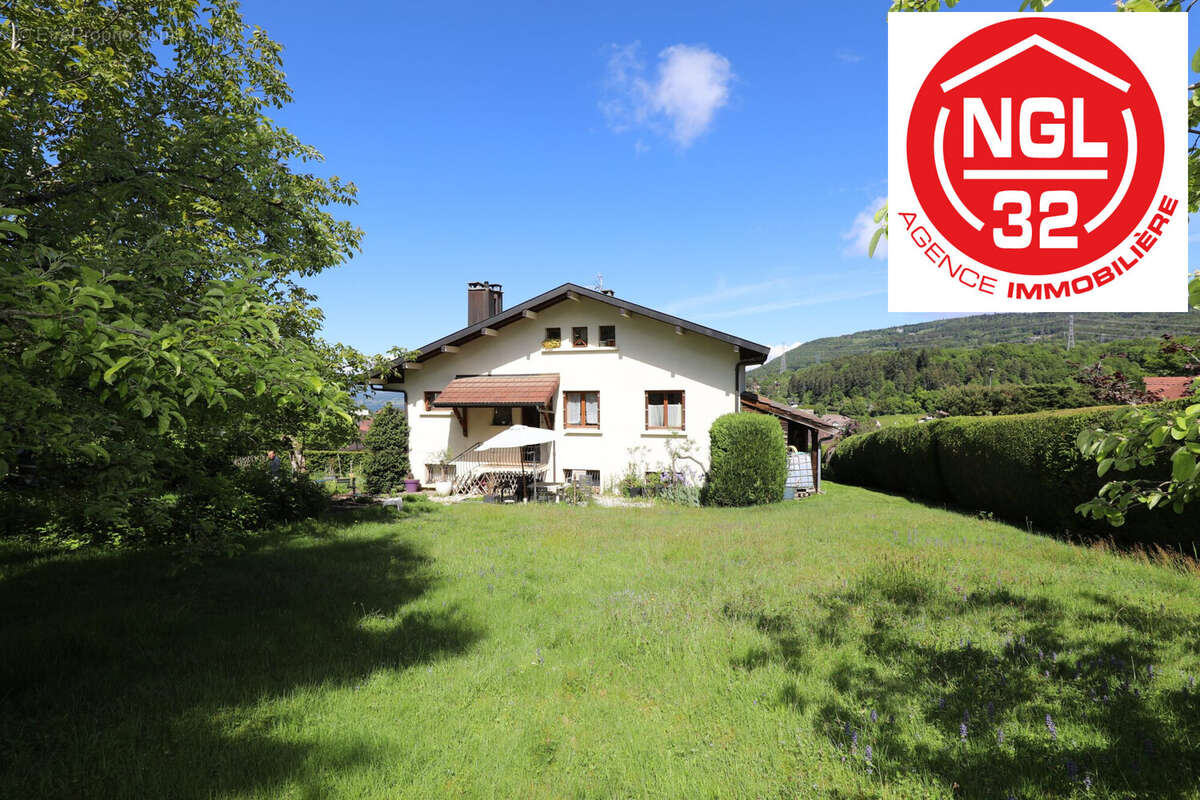 Maison 140 m² à Cruseilles  - photo 2