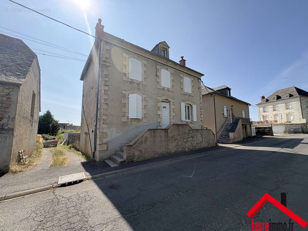 Appartement à ALLASSAC