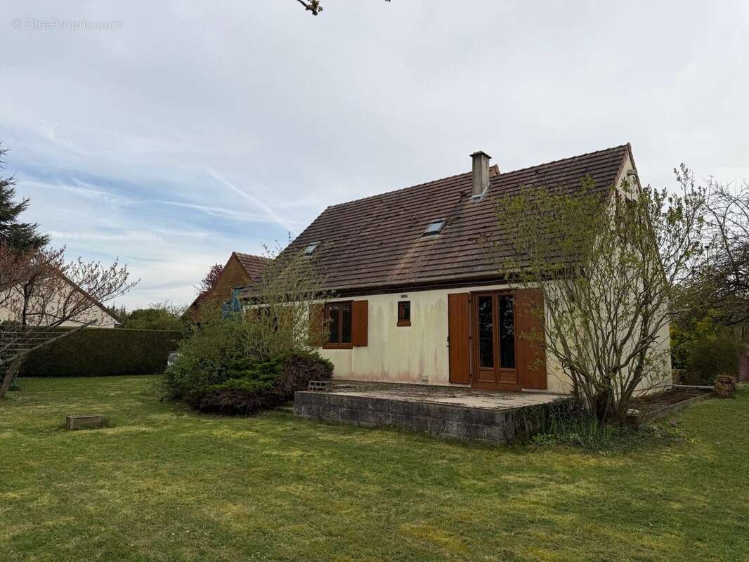 Maison à PACY-SUR-EURE