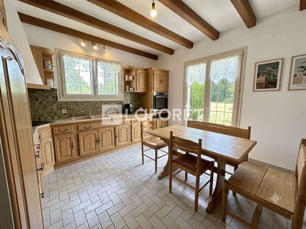 Maison 212 m2 , 4 chambres - 20 min d'Aurillac - photo 5