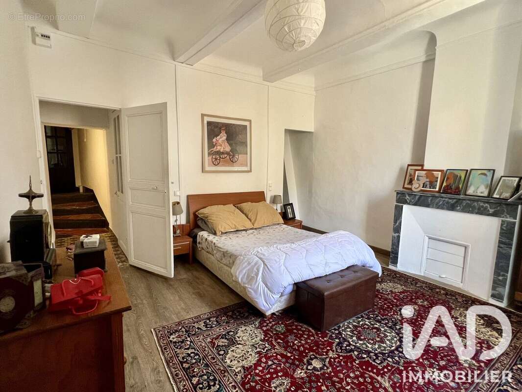 Maison 117 m² à Saint-Zacharie  - photo 7