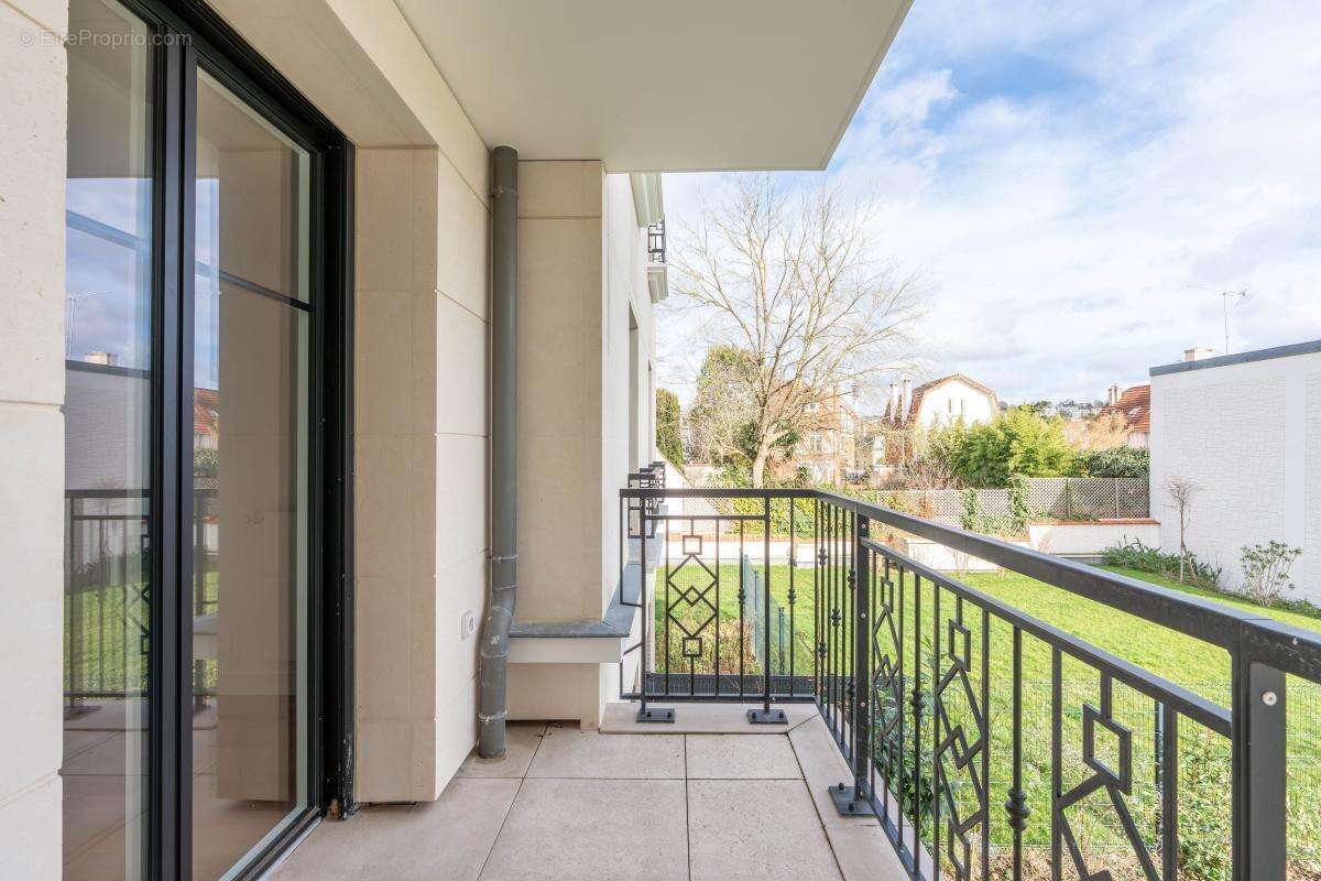 Appartement à SAINT-MAUR-DES-FOSSES