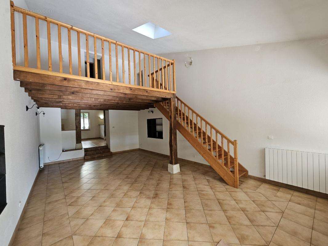 Maison à CASTET-ARROUY