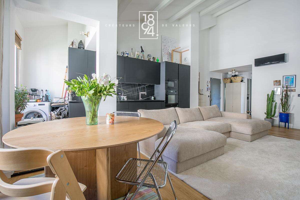 Appartement à MARSEILLE-8E