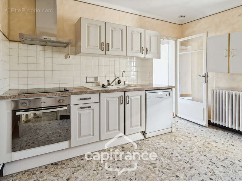 Maison à ROQUEMAURE