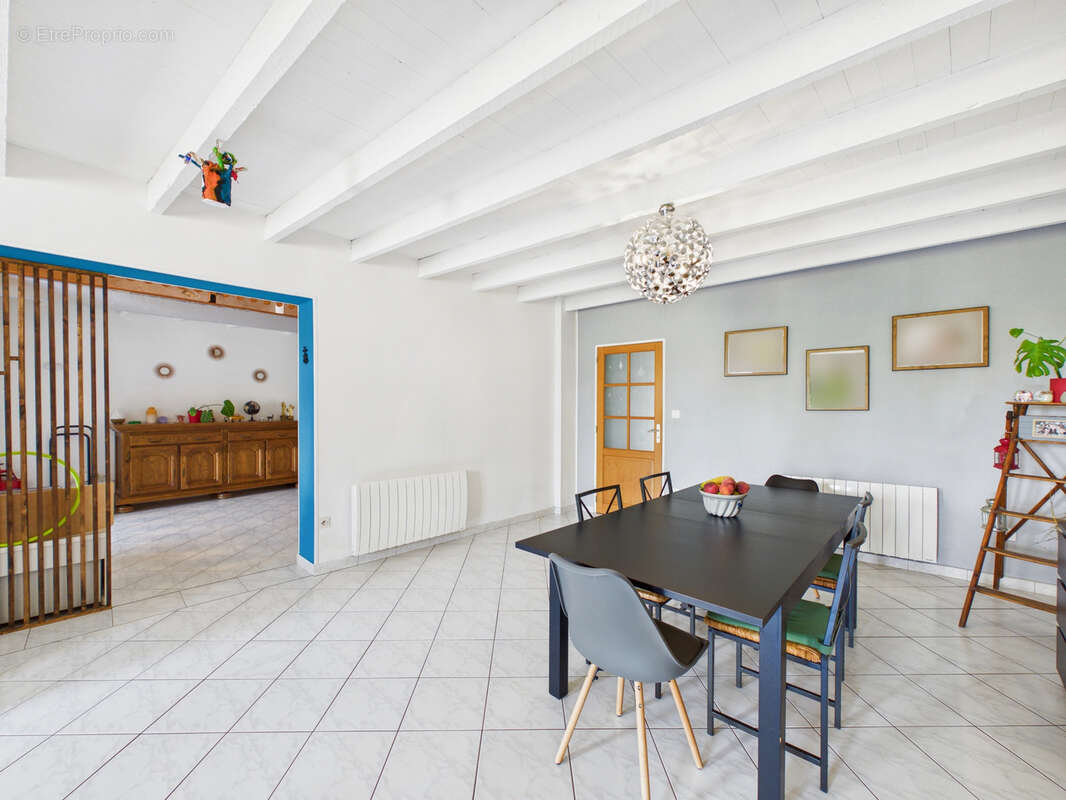 Belle maison lorraine de caractère - 230 m2 - Rénovée avec goût - photo 3