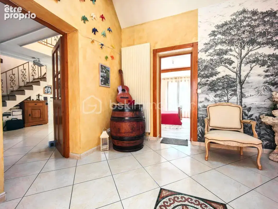 Belle maison 4 ch jardin clos, 2 terrasses au calme ! - photo 3