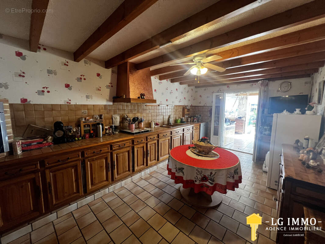 Maison à MIRAMBEAU
