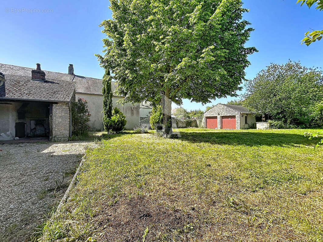 Maison à BOISSEAUX