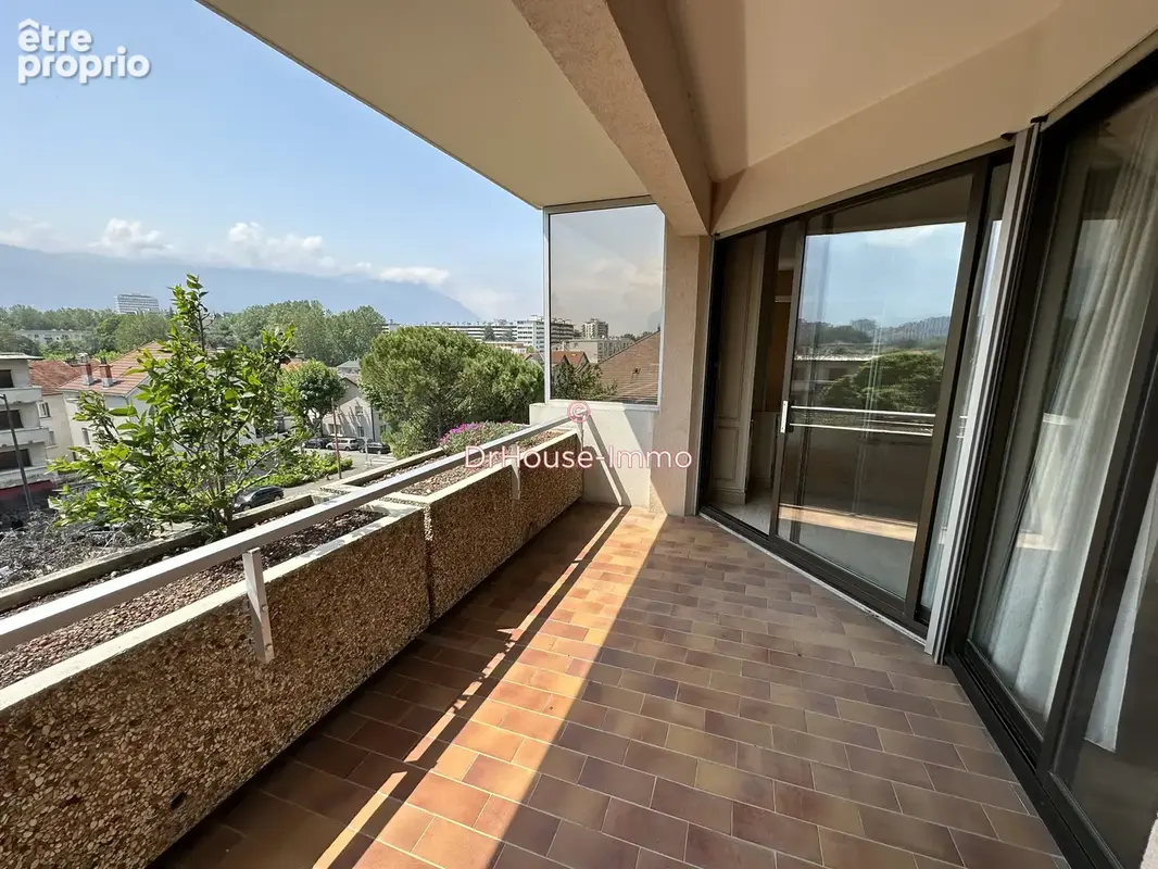 Appartement 4 pièces 102 m² à vendre à Grenoble (38100) - photo 3
